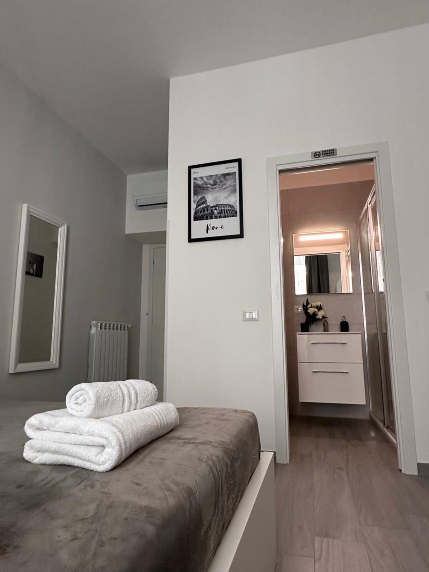 Roma Centro Softrooms Guest House Affittacamere Extérieur photo
