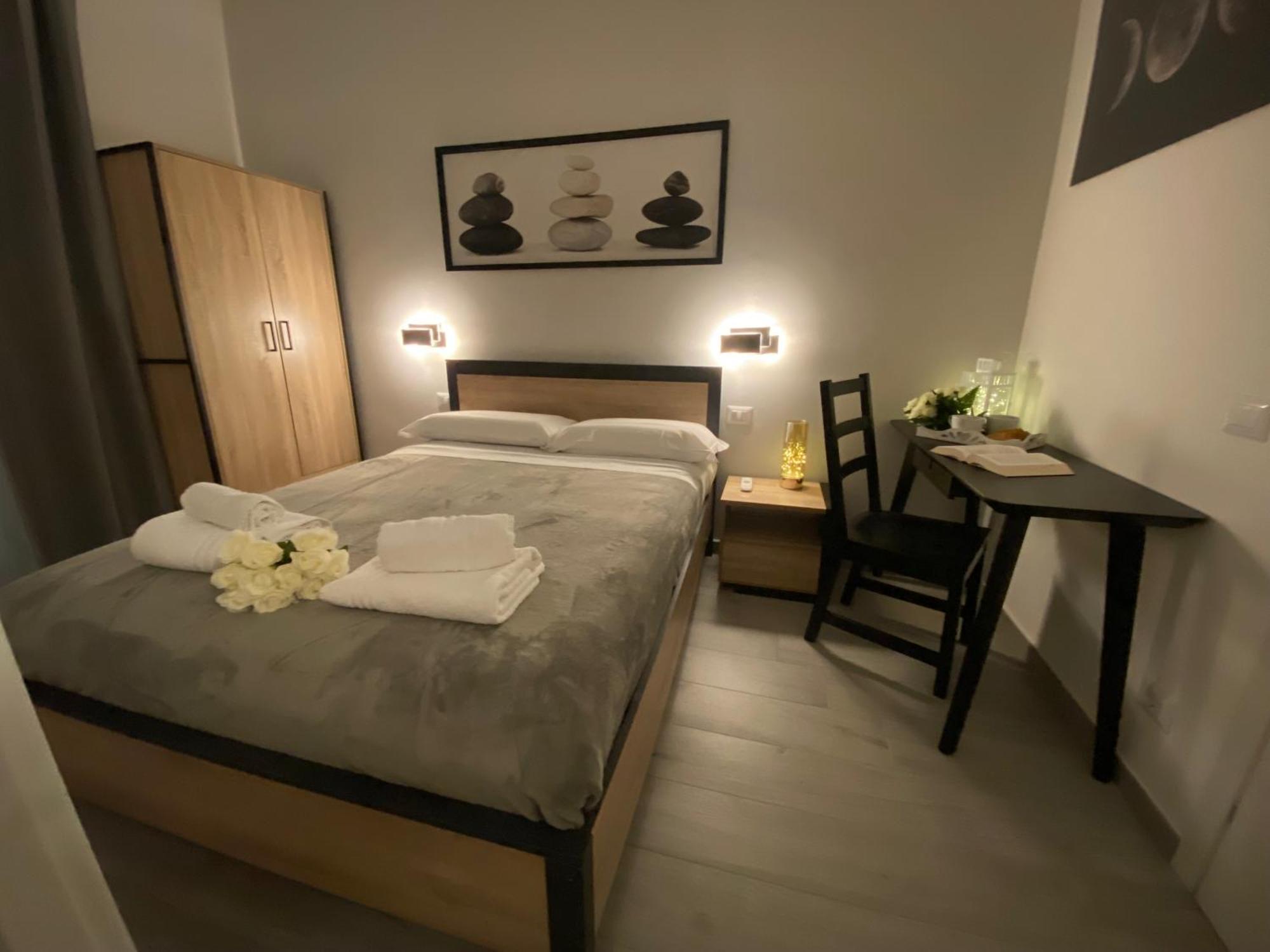 Roma Centro Softrooms Guest House Affittacamere Extérieur photo